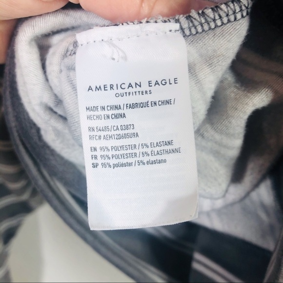 AE🔥SALE🔥 American Eagle oversized gray stripe velour hoodie top Medium - Picture 8 of 8